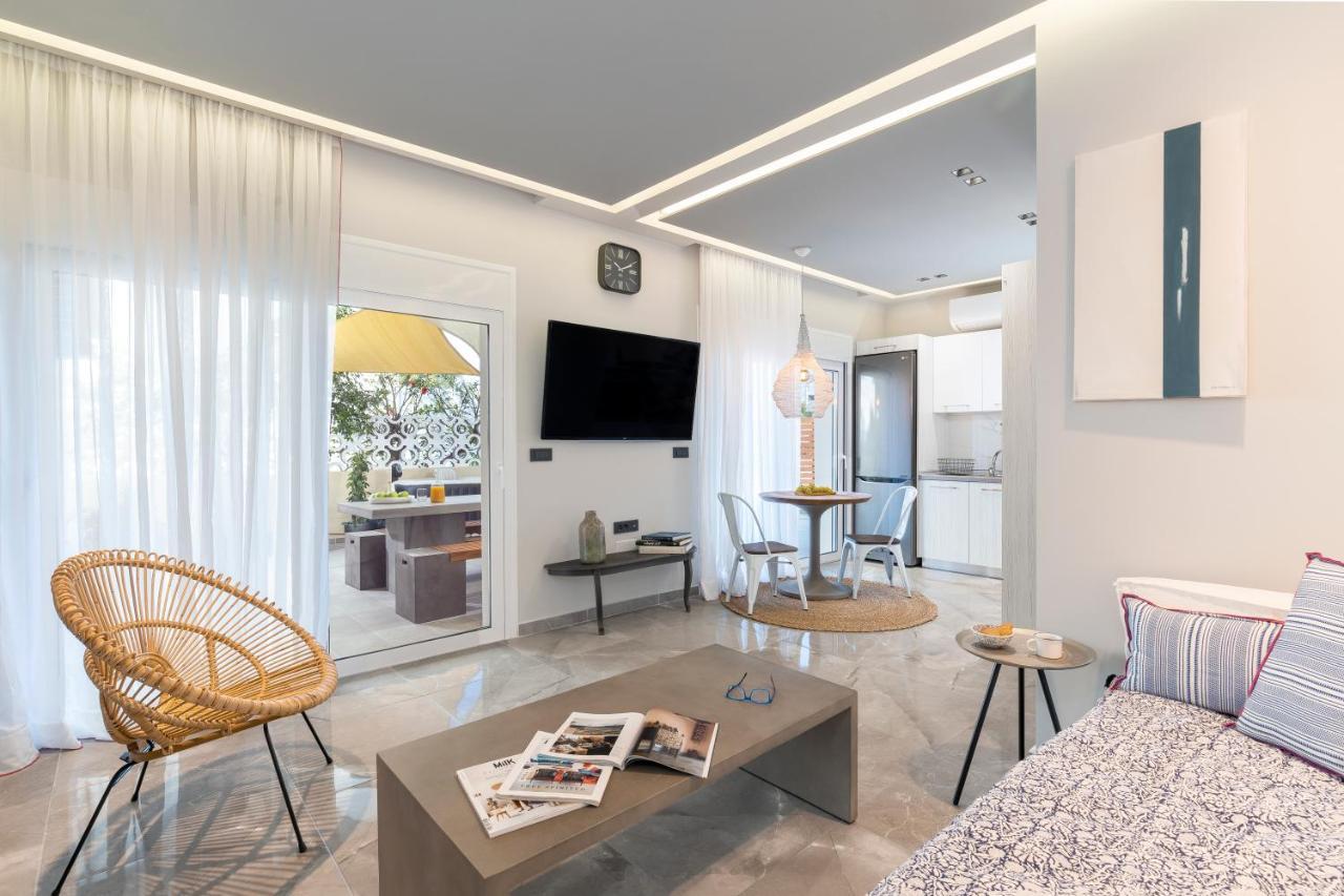 Elia & Anthos Deluxe Suites 依克希亚 外观 照片
