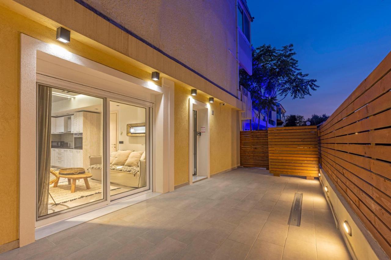Elia & Anthos Deluxe Suites 依克希亚 外观 照片